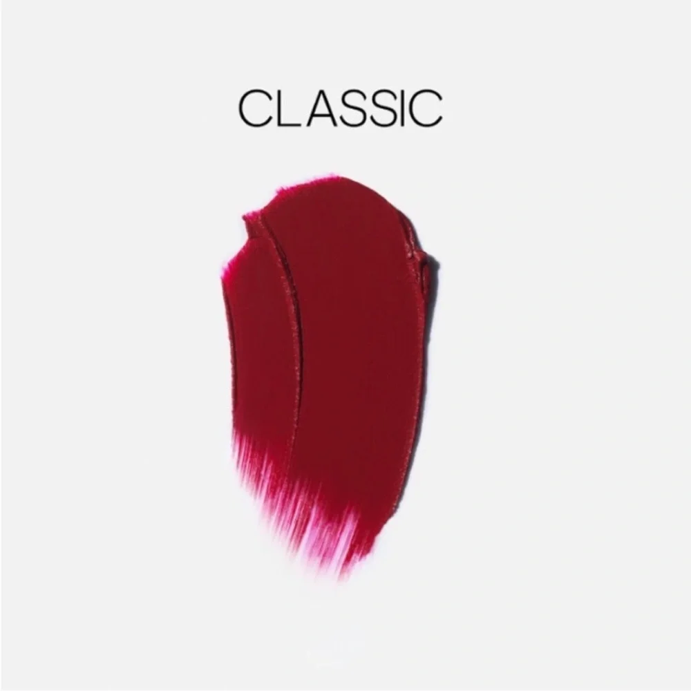 Saie Lip‎ Blur – Hydrating Matte Lipstick – Shade Classic – NWT